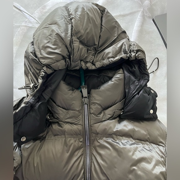 Long puffer jacket - Picture 9 of 12